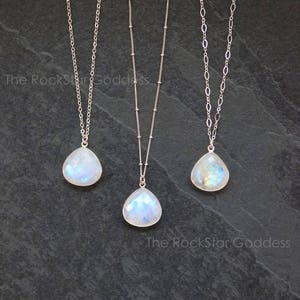 Collier pierre de lune, Collier pierre de lune en argent, Pierre de lune, Bijoux en pierre de lune, Bijoux en pierre de lune en argent, Pierre de lune arc-en-ciel, Pierre de naissance de juin