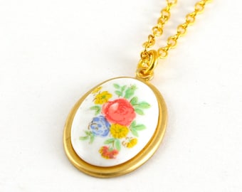 Vintage Rose Cameo Pendant, Spring Floral Cameo Necklace, Glass Cameo