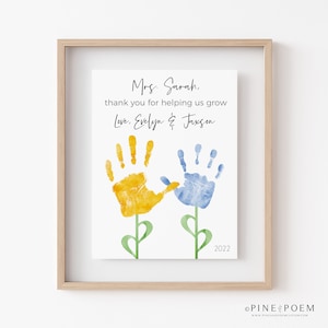 Gift for Au Pair, Nanny, Daycare, Babysitter, Handprint Flower Art Print, Personalized Thank you Present using Your Child&#39;s Hands, UNFRAMED