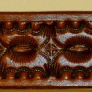 1 1/2 &quot;breiter vier punzierter gestempelter Design-Gürtel