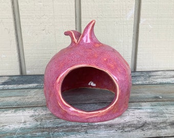 Hamster House Berry MADE TO ORDER - Ceramic Reptile Hideout - Aquarium Rock Cave - Fish Hideout - Small Critter Home - Snake Tank Decor