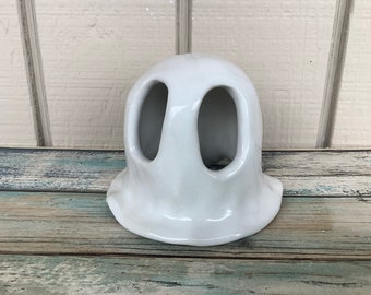 Aquarium Ghost Decor Ceramic - Cute Betta Fish Cave MADE TO ORDER - Video Game Reptile Tank Decor - Tarantula Hideout - Fish Tank Supplies