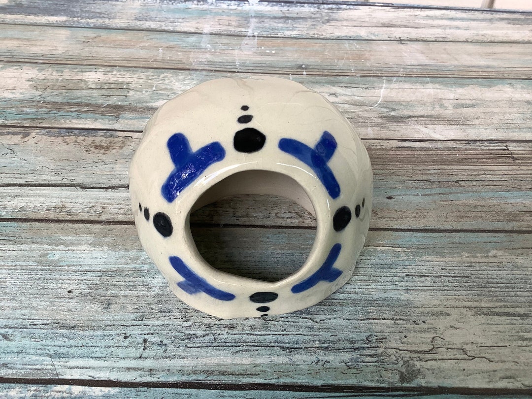 View of Cute Aquarium Decorations - Fish Tank Ornament Ceramic - Black Blue ...
