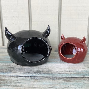 Jaskinia dla ryb Little Devil na zamówienie - Ceramiczny domek dla chomika - Kryjówka dla gadów - Ceramiczna dekoracja zbiornika - Jaskinia dla akwarium dla aksolotla - Chatka dla ryb Betta
