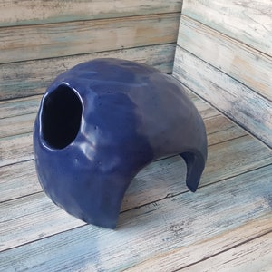 Reptile Hide Large 8”- Ceramic Fish Tank Decor - Large Aquarium Cave - Reptile Enclosure - Snakes - Axolotls - Lizards - Jumbo Toad House
