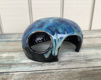 Reptile Hideout - Aquarium Rock Cave - Black and Blue Lava Fish Hut - Tarantula Hide - Fish Tank Ornament - Ceramic Tank Decorations