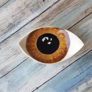 Ceramic Eye Dish MADE TO ORDER - Surrealist Decor - Ceramics and Pottery - Eye Art - Ring Dish - Small Pottery Dish - Chopstick Rest