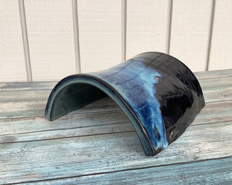 Aquarium Decor - Black and Blue Flame Reptile Hideout - Fish Tank Supplies Ceramic - Axolotl Cave - Snake Tank Decor - Garden Critter Home