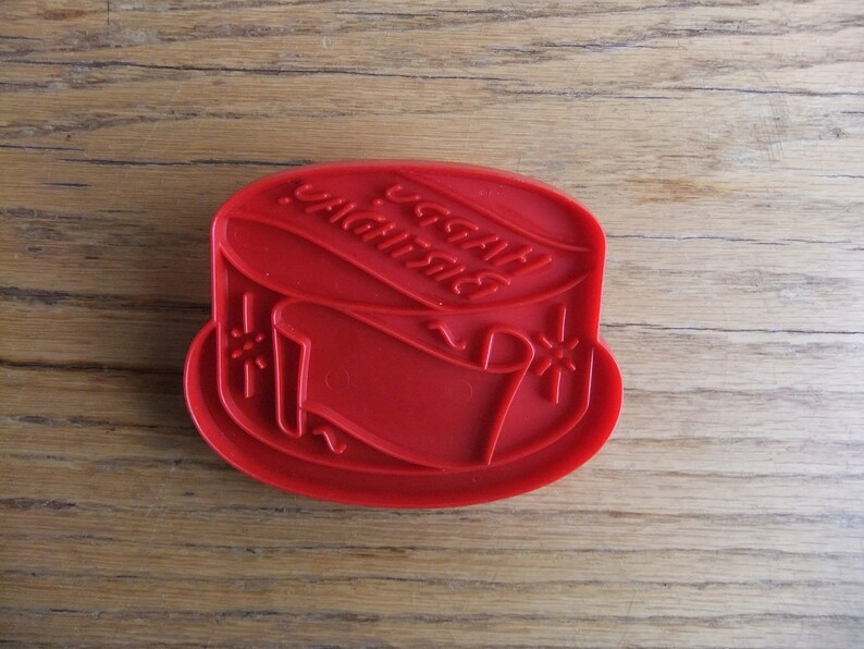 Vintage Happy Birthday Cake Cookie Cutter Tupperware 1980s
