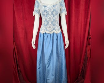 True Vintage 70's House of Bianchi Blue & White Crochet Floral Lace Bodice Off Shoulder Formal Gown