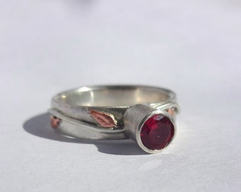 Ruby leaf solitaire