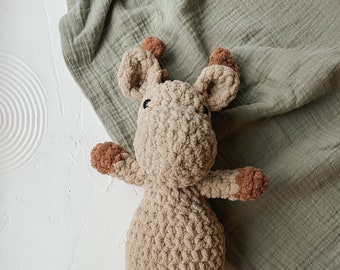 Crochet Moose Stuffy | Stuffed moose toy | Amigurumi |