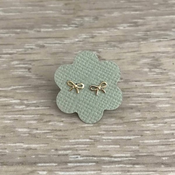 14k Gold Tiny Bow Stud Earrings, 14k Gold Real Gold Stud Earring, Dainty Earring, Everyday Earring