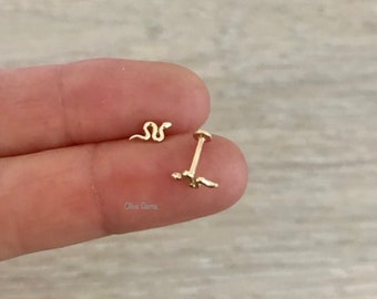 14k Gold Internally Threaded Stud Earring, 7mm Snake Stud Earring, 14k Cartilage Stud Earring, Helix, Body Piercing, 1 pc, Gift for Her