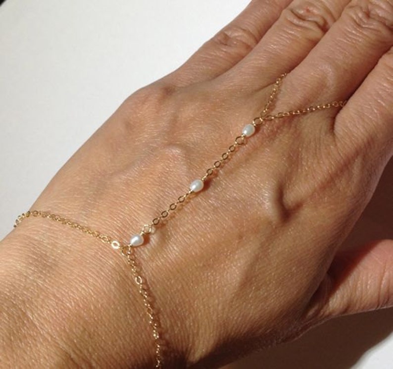 14k Gold Filled Chain Linked Ring Bracelet With Pearls Hand Etsy