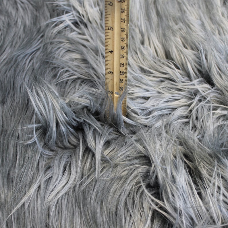 throws Extra Long Charcoal Luxury Shaggy Faux Fur Fabric by the yard for costume photo props 1 Yard Style 5026 home furnishing