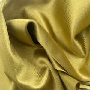 Tela de casino verde Citron Stretch Shiny cortada a medida - Estilo 842