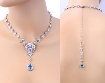 Collier, toile de fond bleu saphir clair, boucles d'oreilles pendantes, boucles d'oreilles saphir clair, cristal, boucle d'oreille saphir bleu clair, cadeau de demoiselle d'honneur, Riz