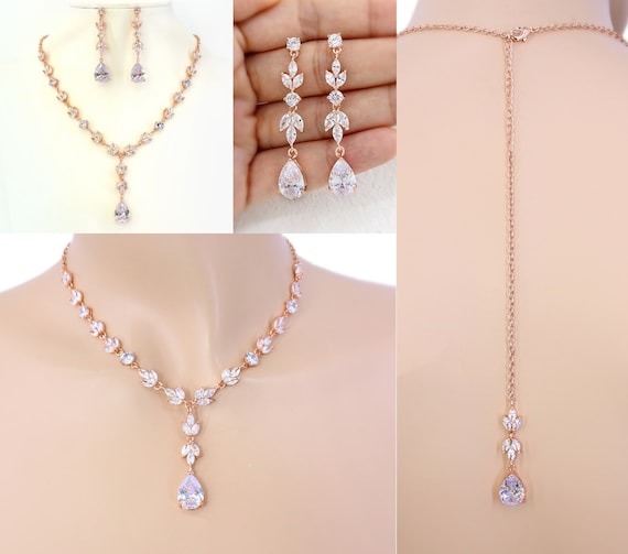 Yolev Ensemble de Bijoux en Strass de Mariée Pendentif en Cristal Doré Collier Boucles d'oreilles Bracelet Bijoux en Strass de Mariage Floral Bijoux de Demoiselle d'honneur