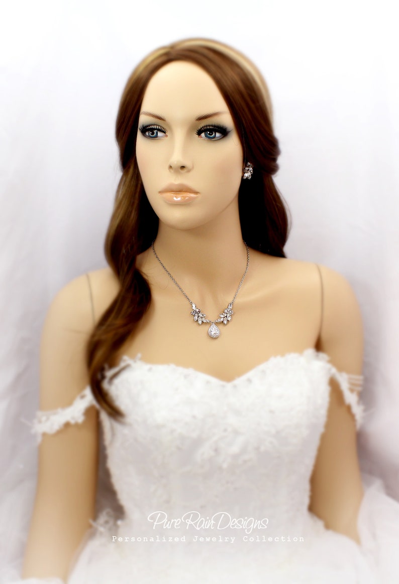 Wedding Necklace Earrings Teardrop Zirconia pendant Necklace Earrings Wedding Jewelry Wedding Accessory Bridal Jewelry Bridesmaid Gift Daisy