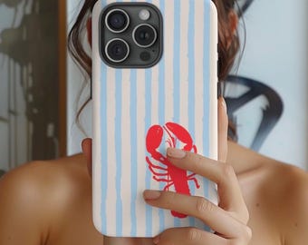 Puede incluir: Carcasa de teléfono blanca con rayas azules y blancas y una ilustración de langosta roja.