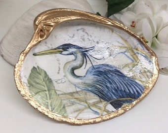 Blue Heron Clam Shell Ring Dish, Gilded gold seashell, Decoupage Jewelry Holder, Coastal Beach Décor, Trinket dish, favor, summer decor