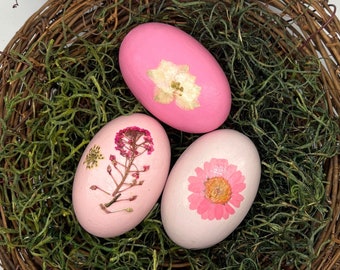 Pressed Wildflower Eggs in a nest, Decorative Pink Painted Wooden Easter Egg, Spring Decor, Cottage core Woodland, Gift for the Flower Child