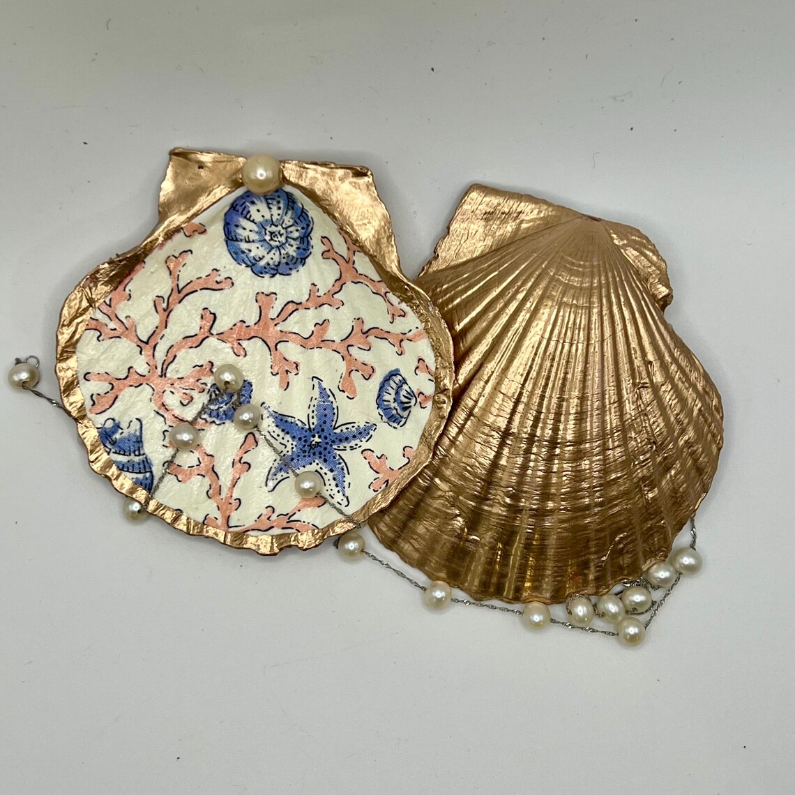 Gilded Shell Gilded Gold Scallop Shell Trinket Dish, Coastal Beach Decor - Etsy