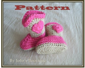 Crochet Cowboy Booties PATTERN – Baby Western Boots with Hearts (PDF Pattern)