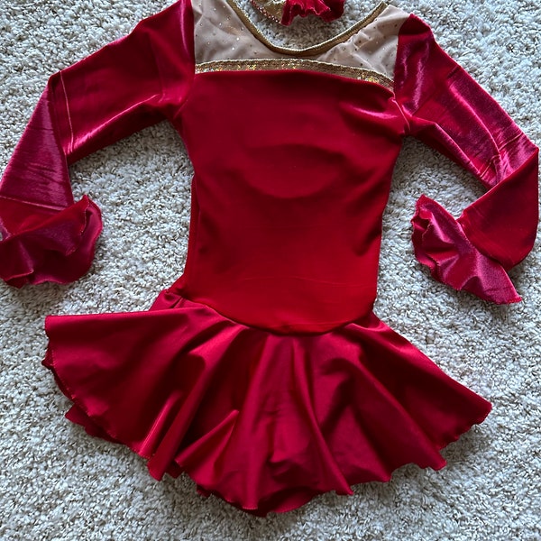 Figure Skating Dress Child size Medium 8-10, Girls Dance/Skate Costume with Scrunchie