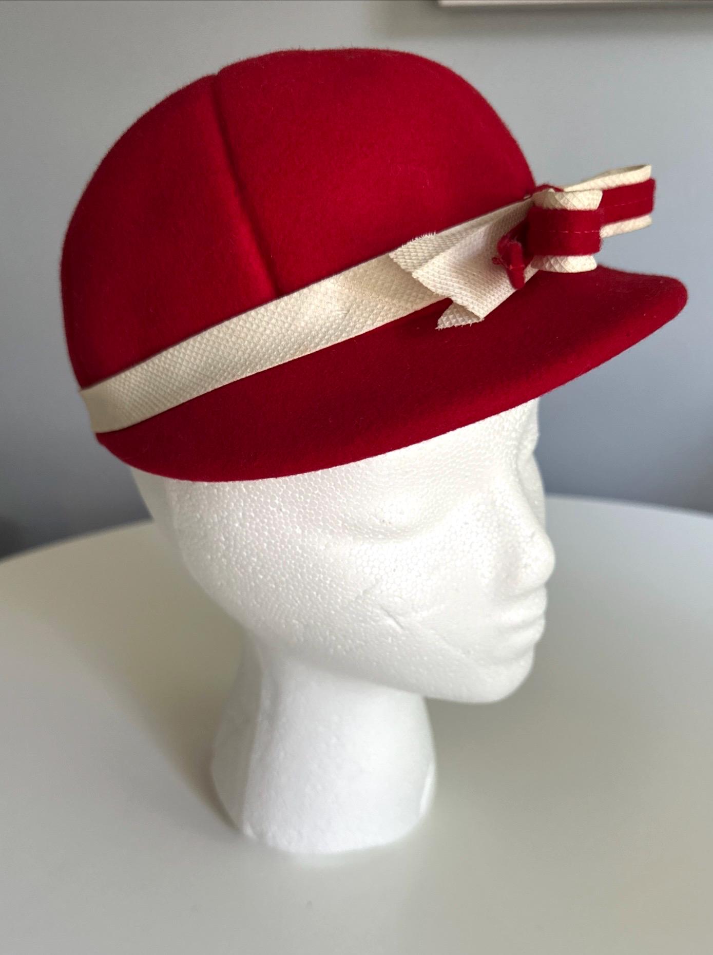 Vintage Womens Red Hat/ Henry Pollack New Kap USA 100% Wool  display picture 1