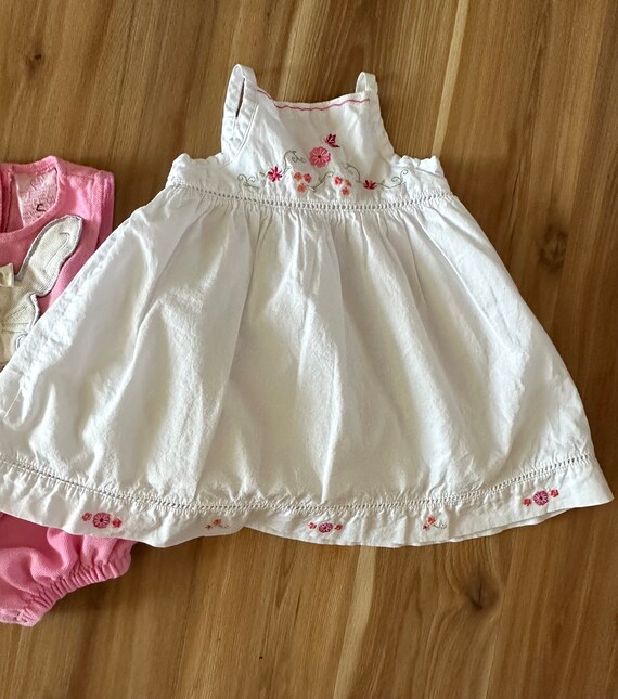 Vintage Infant size 6-9 M/ 2 Piece  Clothing  Emb… - image 6