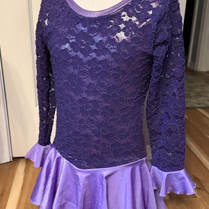 Figure Skating Dress Child size Large 10-12, Girls Dance/Skate Costume with Scrunchie