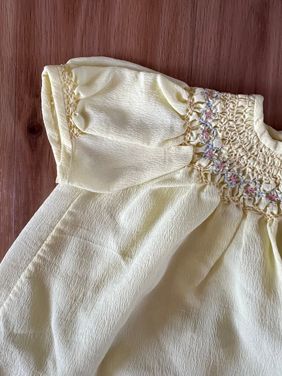 Vintage 9-12 months Smocked Yellow Dress with Foo… - image 7