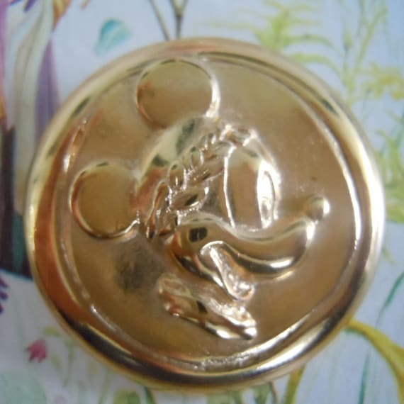 Mickey Mouse Pin Brooch Vintage Signed Wendy Gell… - image 1