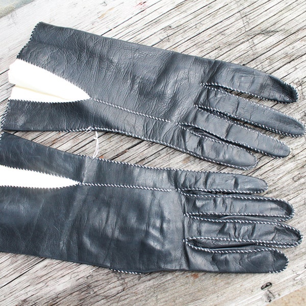 Vintage Soft Leather Gloves Black White Stitched Accent Size 6 1/2 60's Mod Gloves Hobo Gloves