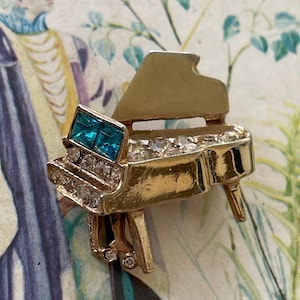 Baby Grand Piano Brooch Blue Rhinestones Clear Rhinestones Piano Pin Gold Tone Music Lover