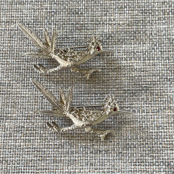 Roadrunner Brooch Set of 2 Ruby Red Eyed Silver T… - image 3