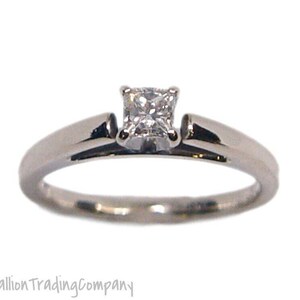 14k white gold .20 ct princess cathedral leo diamond solitaire wedding ring vs g