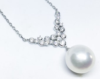 Blest Jewellery- Pearl Pendant - AAA10MMWhite Color Freshwater Pearl Pendant , Cubic Zirconia With 925 Silver,18 Inches 925 Silver Chain 