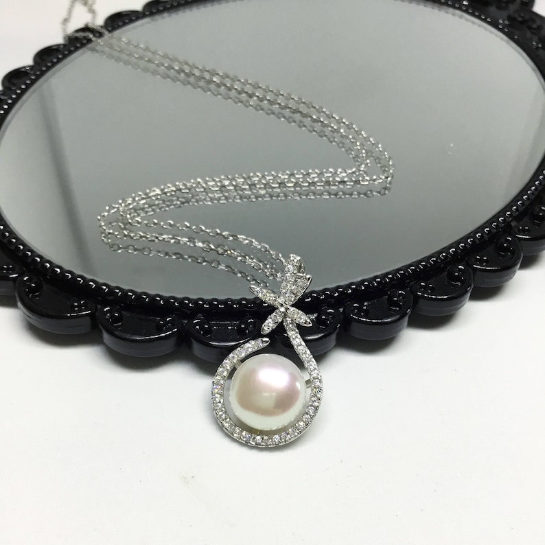 AAA9-10MM White Color Freshwater Pearl Pendant Pearl Pendant Blest Jewellery Cubic Zirconia With 925 Silver,18 Inches 925 Silver Chain\u00a0