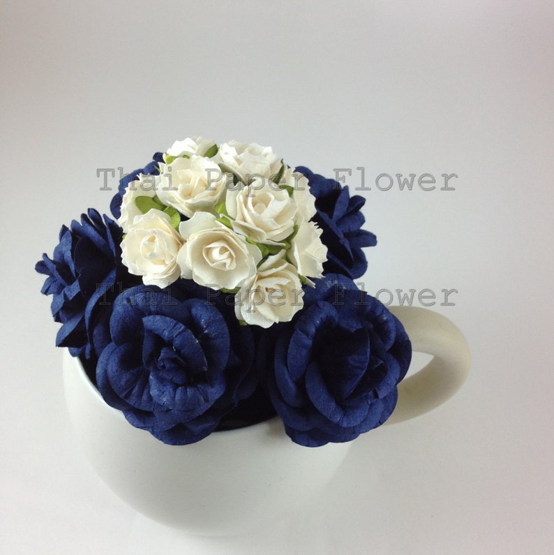 25 Paper Flowers Rose Buds Wedding Party Scrapbook Dolls Craft Supply T30-00
