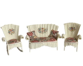 Dollhouse Miniature 1" Scale White Wicker Set by Peggy Taylor