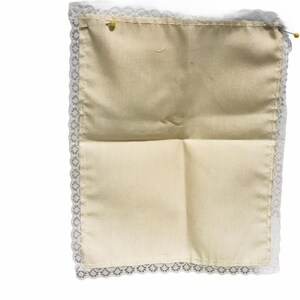 Dollhouse Miniature 1&quot; Scale Bedspread