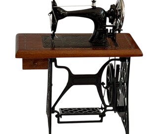 Dollhouse Miniature 1” Scale Sewing Machine