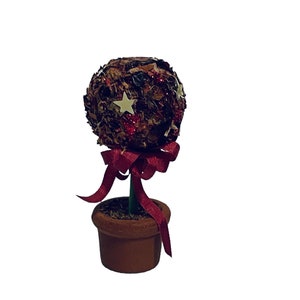 Dollhouse Miniature 1" Scale Topiary Tree
