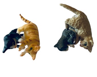 Dollhouse Miniature 1”  Scale Playing Kittens