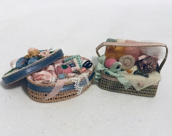 Dollhouse Miniature 1” Scale Sewing or Bath Basket