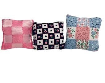 Dollhouse Miniature 1” Scale Pillow