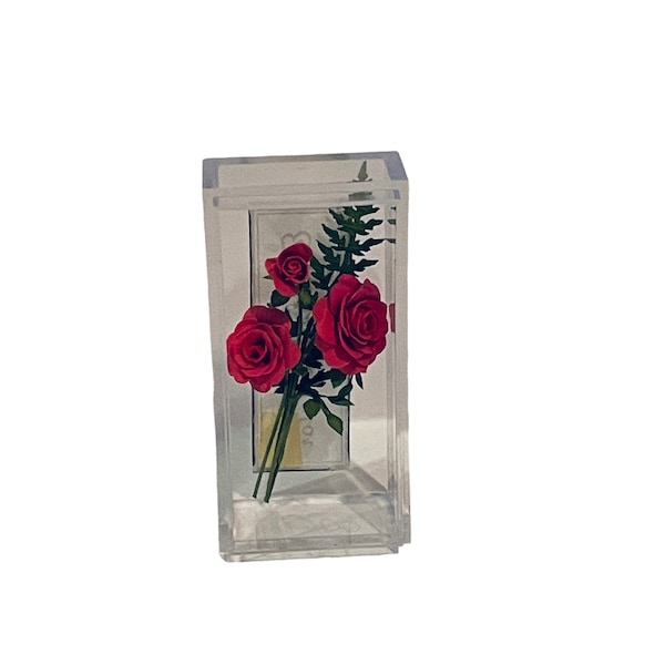 Vaso Con Rose Rosa Scuro In Miniatura Per Casa Delle Bambole – Scala 1:12 Aztec B0550